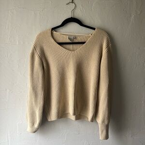 Elegant Beige V-Neck Sweater